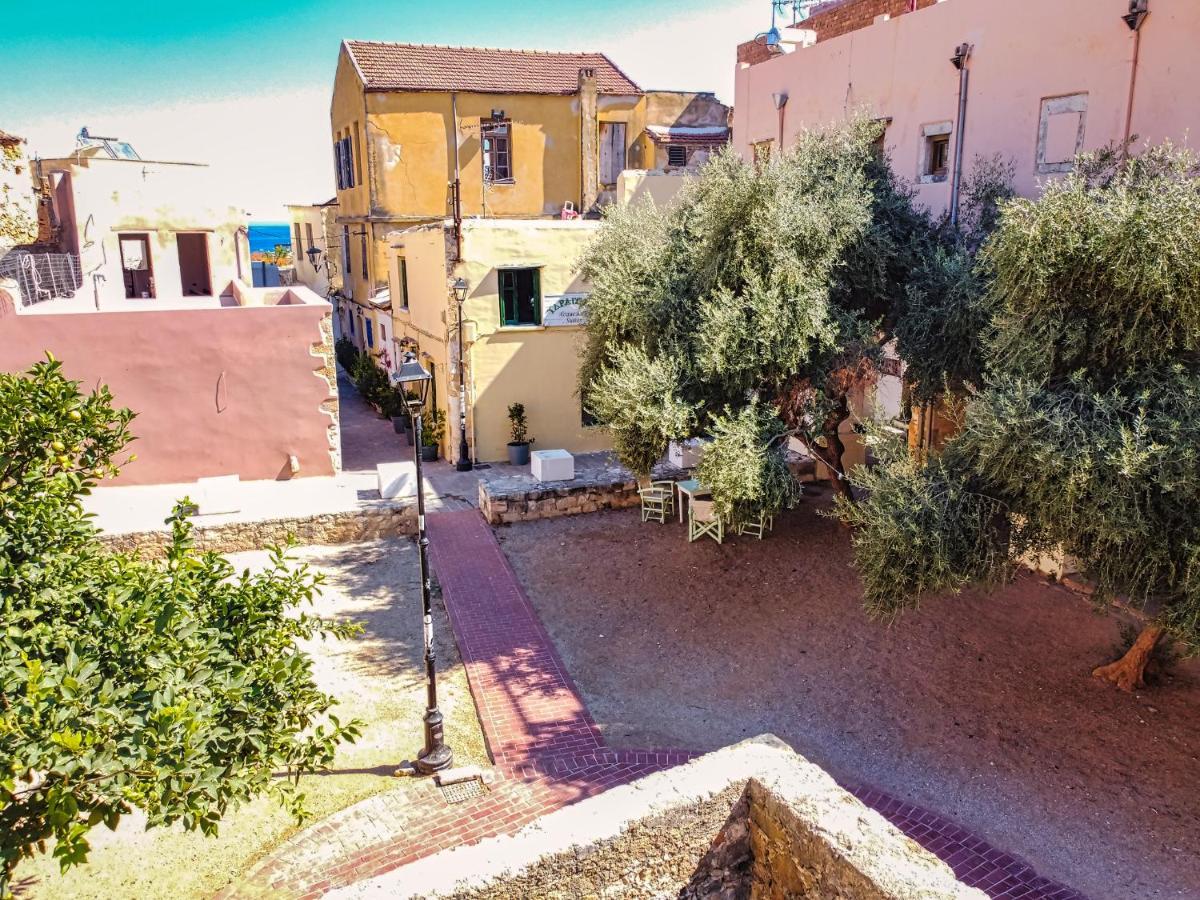 Ydragogeio Rooms Old Town La Canea Esterno foto