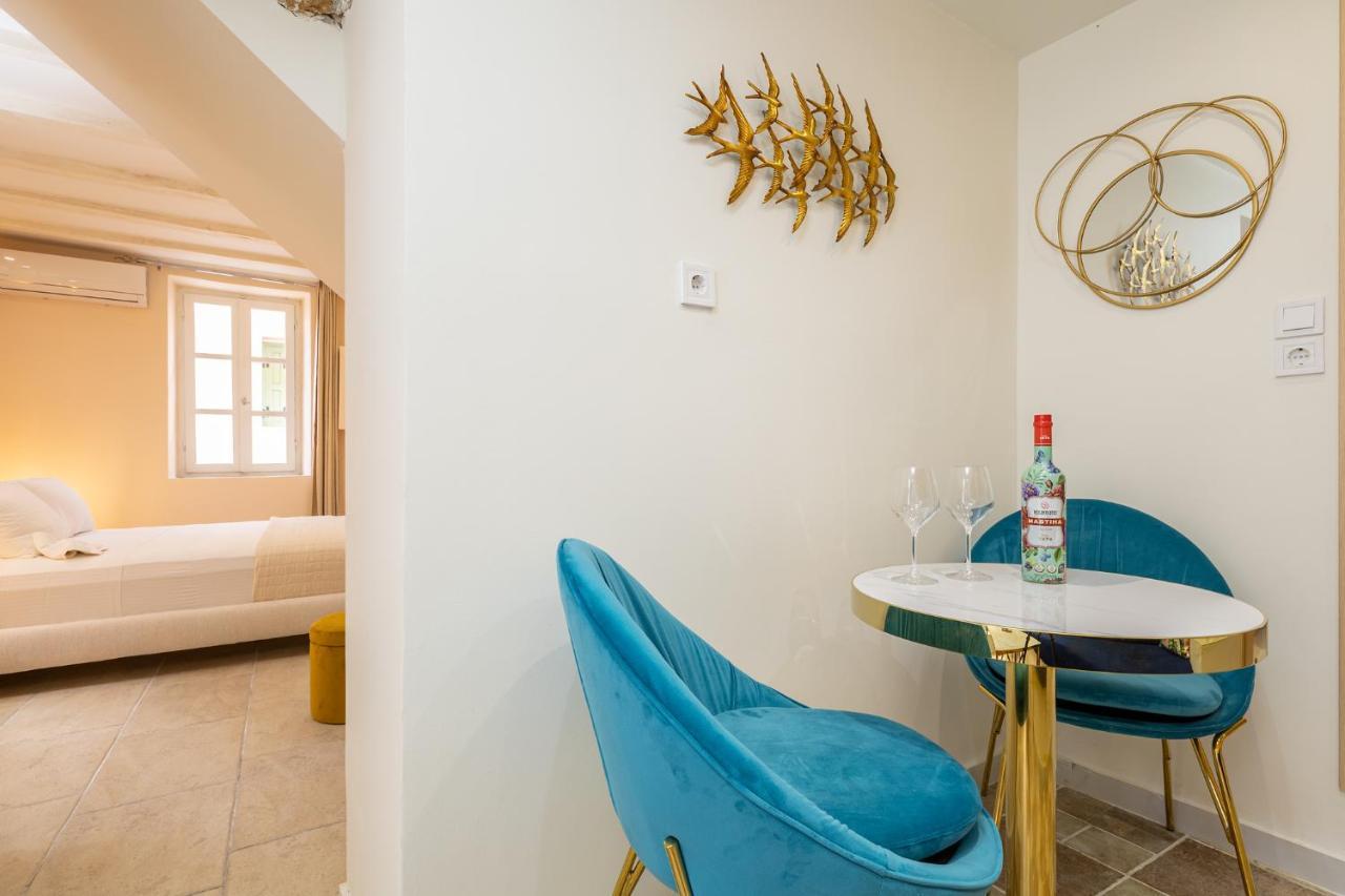 Ydragogeio Rooms Old Town La Canea Esterno foto